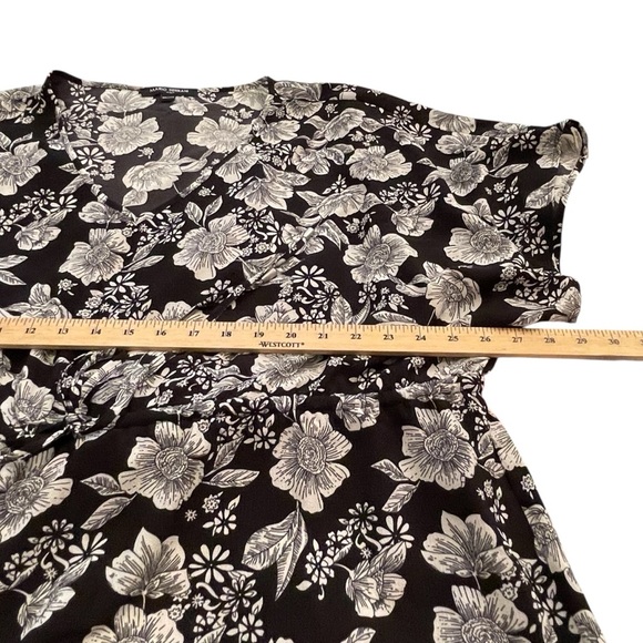 Mario Serrani Italy Black White Floral Swim Cover/Top/Kimono- Size XXL V-Neck - Picture 8 of 8